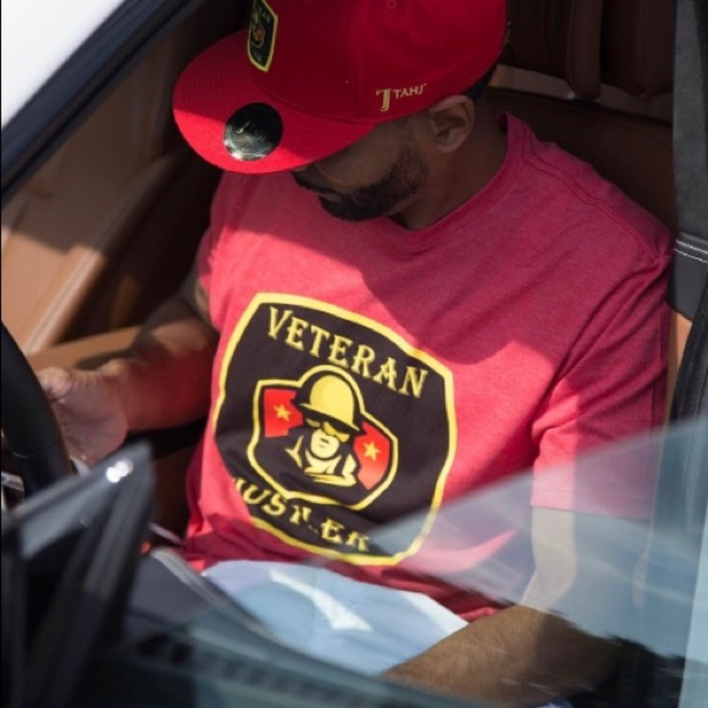Tee-Shirt & SnapBack Set - Picture 5 of 6